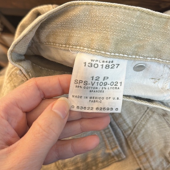 RIDERS | Vintage Beige Straight-Leg Jeans - Picture 3 of 5